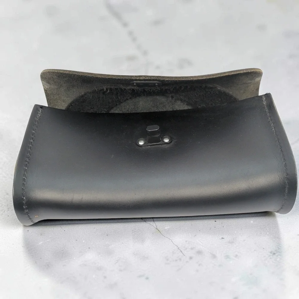 VTG 90s Harley Davidson Leather Windshield Pouch Bag USA Turn Lock Mounting HTF